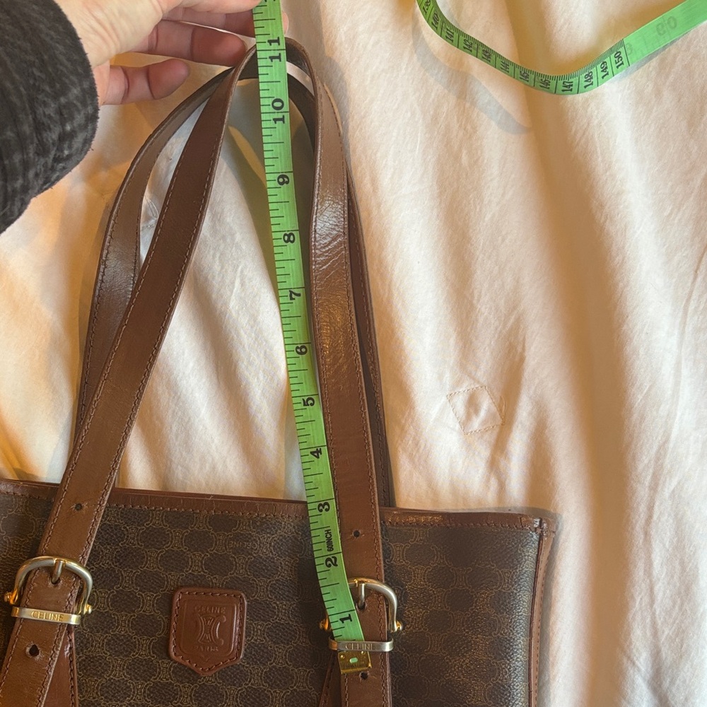 Celine Vintage Macadam Bucket Bag
Leather Brown Gold - Picture 14 of 16